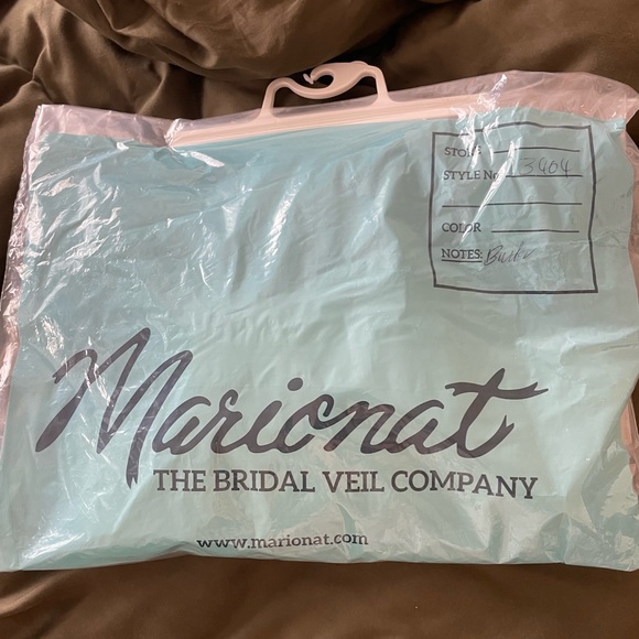 Marionat the Bridal Veil Company - Picture 4 of 4